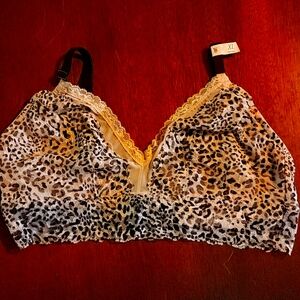Victoria's Secret unlined bra size XL *NWT*